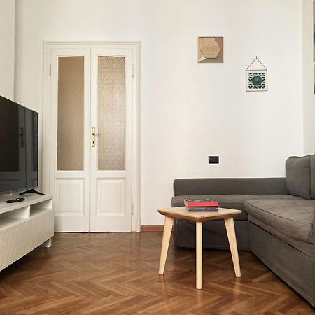 Monviso 35 , Cozy Apartment Milan Exterior photo